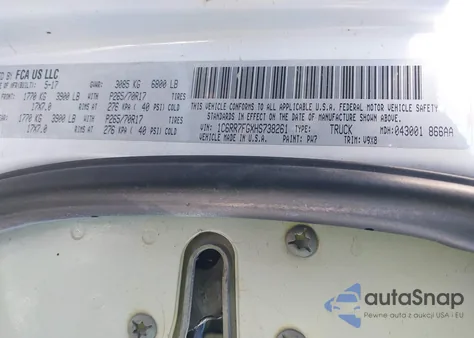 2017 Ram 1500 Tradesman 4X4 6'4 Box z USA, uszkodzony, nr VIN 1C6RR7FGXHS738261